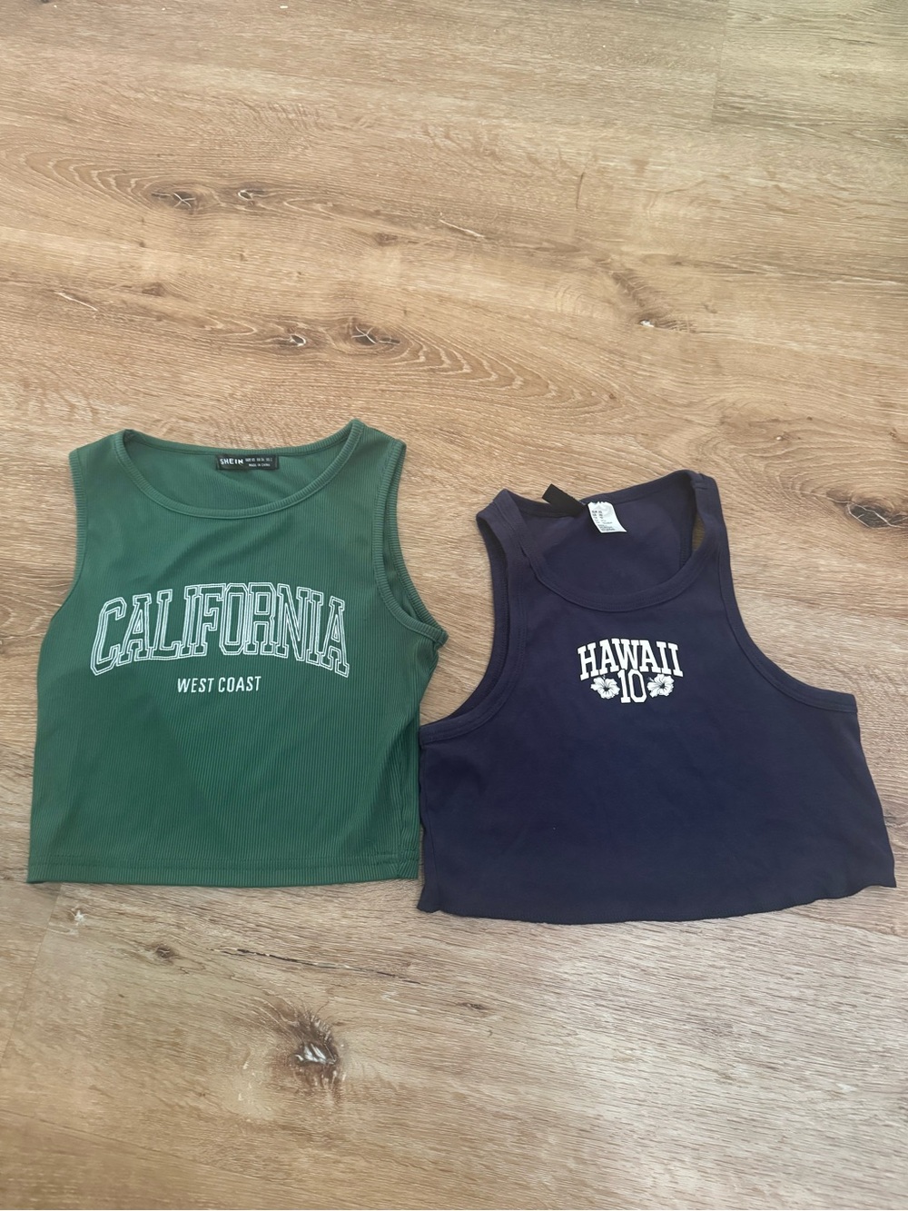 Womens California Crop Top in green Hawaii crop top in navy. XS